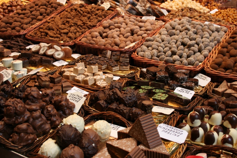 boutique-CASTELLAR-min_chocolates_chocolate_nibble_sweetness_fine_chocolates_gourmet_candy_brand-752083